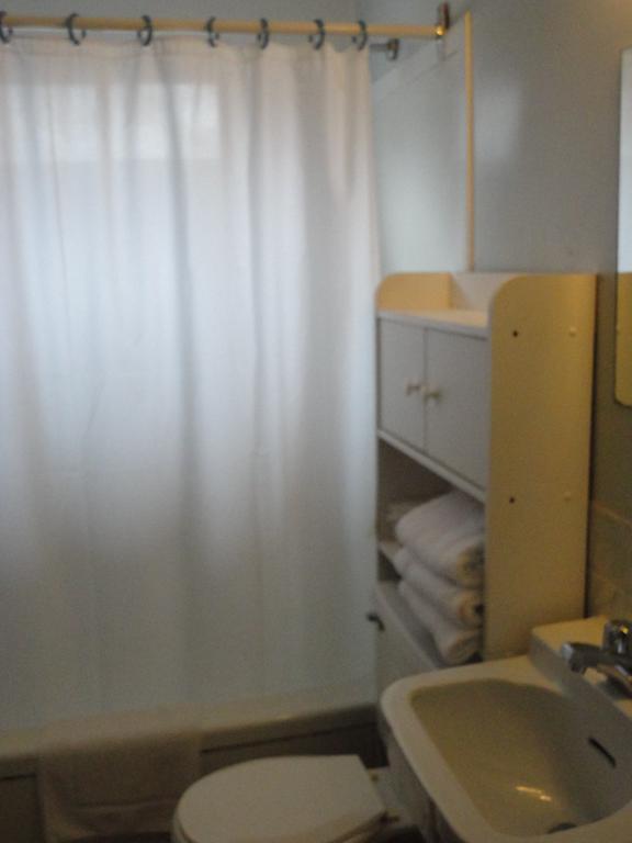 Hipwell'S Motel Fonthill Eksteriør bilde
