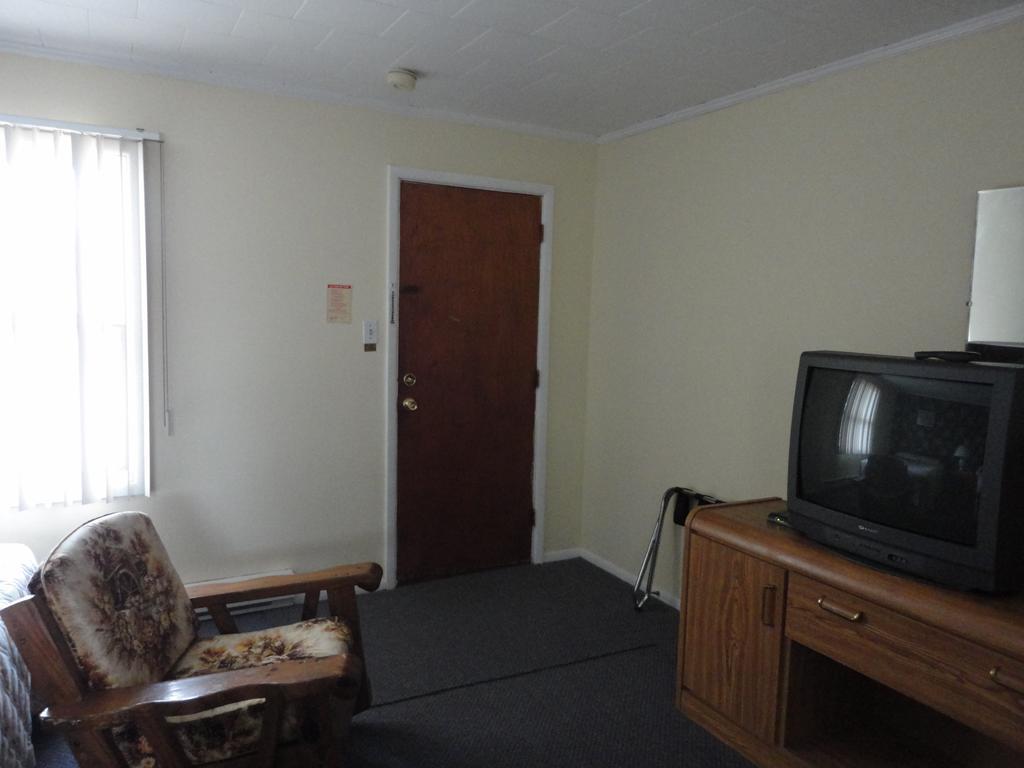 Hipwell'S Motel Fonthill Rom bilde