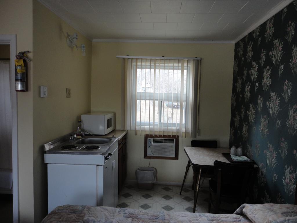 Hipwell'S Motel Fonthill Rom bilde