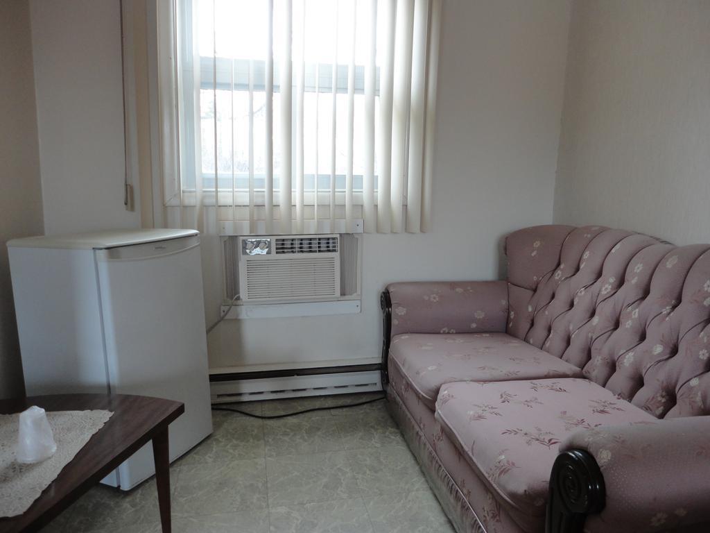 Hipwell'S Motel Fonthill Rom bilde