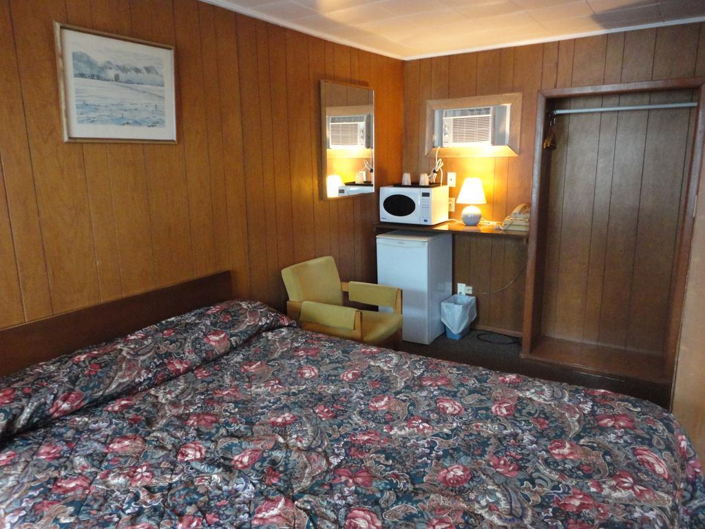 Hipwell'S Motel Fonthill Rom bilde